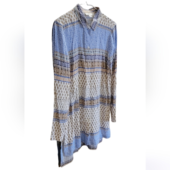 Button Down Long Sleeve Blouse - Picture 2 of 7